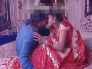 Indijke des par na njihovo prva noč porno - samo poročeni debelušne dama