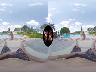 Vrlatina - follando un súper estrecho caliente latina junto a la piscina
