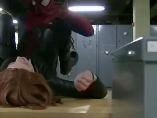 Ballbusting Spiderman