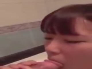 Japanese Girls Give Slow Bj in the Bathtub: Free Porn de