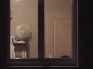 Môj sexy sused predstavenie kozy - okno sexuálny sliedič