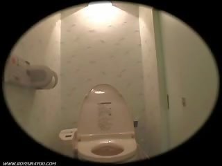 Туалет мастурбація