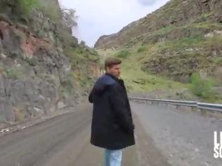 Found gutaran jelep on side of road for maşyn fuck