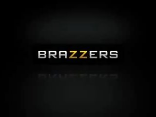 Brazzers - голям мокри полигон - ашли пожари erik everhard