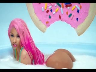 Nicki minaj büyük anne twerk müzik dıldo porno