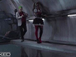 Harley quinn fucked sa pamamagitan ng joker & batman - wickedpictures