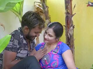 India desi novio duro joder con novia en la parque hindi audio