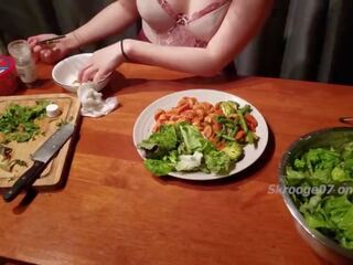 Foodporn Ep.1 Noodles and Nudes- Chinese Girl cooks in Lingerie and sucks BBC for dessert 4K 烹饪表演 Porn Videos