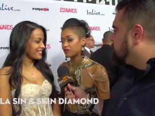 Tratar você mesmo ou batida você mesmo? 2015 avn vermelho carpet entrevistas pornhubtv