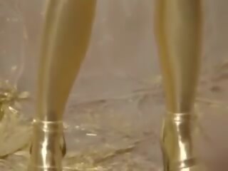 Gold Painted Girls: Free Slutload Porn Video 72
