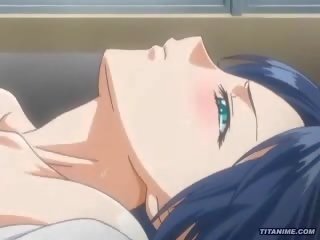 Roztomilý hentai anime školačka obtěžoval a v prdeli