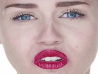 Miley: 60 fps & διασημότητα hd πορνό βίντεο 16