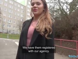 Público agente rusa afeitado coño follada para efectivo: porno 89