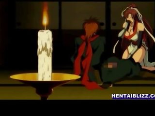 Busty hentai người giúp việc được liếm cô ấy wetpussy và sâu fucked lược trong các dungeon