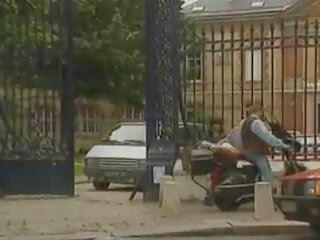 Le Petite Pute 1993: Petite Xxx Porn Video fe