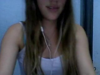 Cantik prawan shows on cam