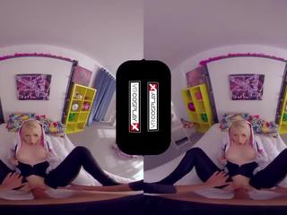 VRCosplayX Blonde Teen GF Gwen Stacy Uncovers Herself Porn Videos