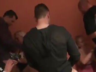 Sperma Party: Free Sex Facial Porn Video d0