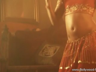 ダンス インディアン 熟女 甘いもの ポルノの ビデオ