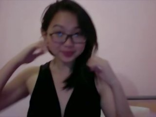 Mignonne et sexy asiatique teen&comma; harriet sugarcookie