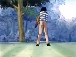 Animasi kekasih tertutup anjing kecil gaya di itu golf bidang